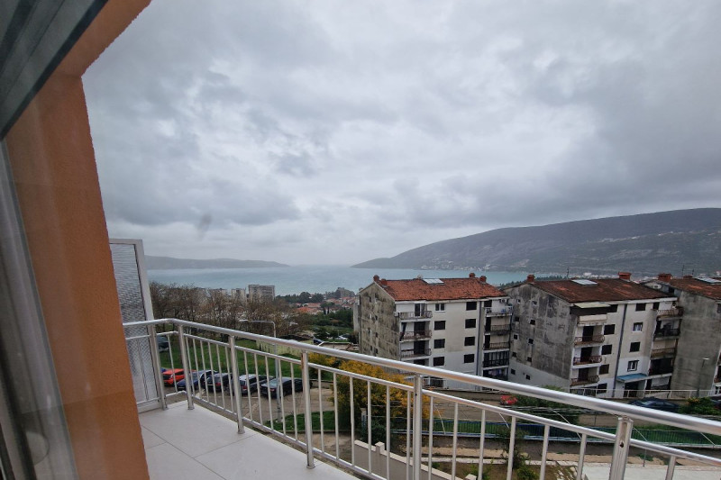 Апартаменты в Черногории, в Игало
