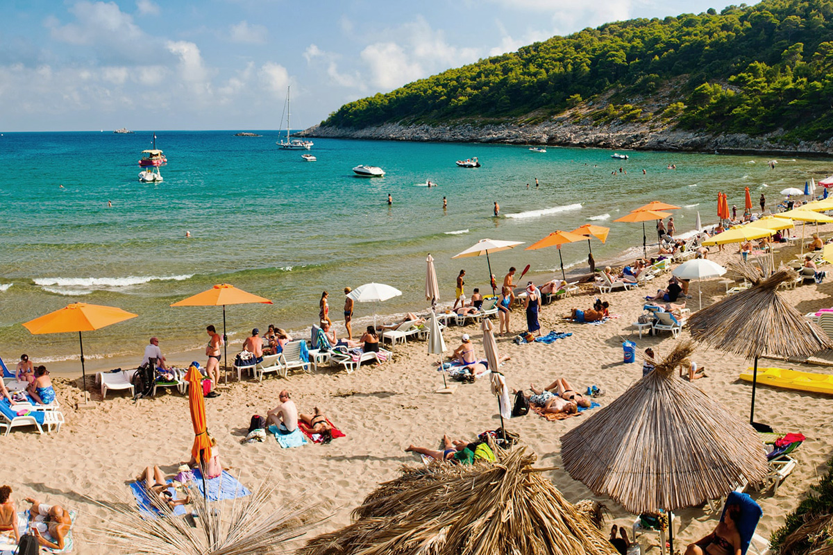 10 лучших пляжей в Европе для семейного отдыха. Шунь, о. Лопуд, Хорватия