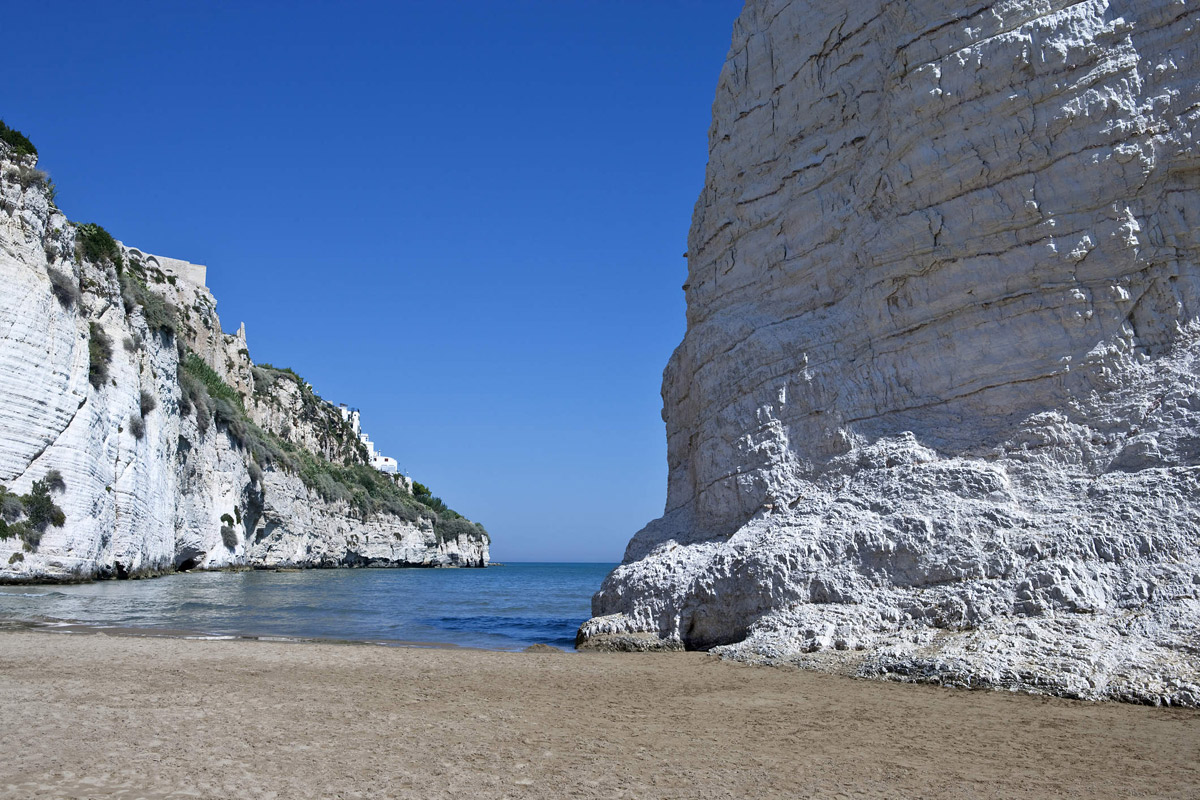 11 популярных пляжных мест в Италии. Вьесте