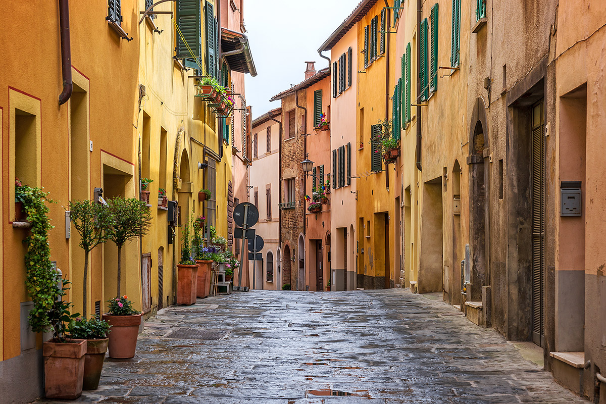 В чем привлекательность недвижимости Италии
