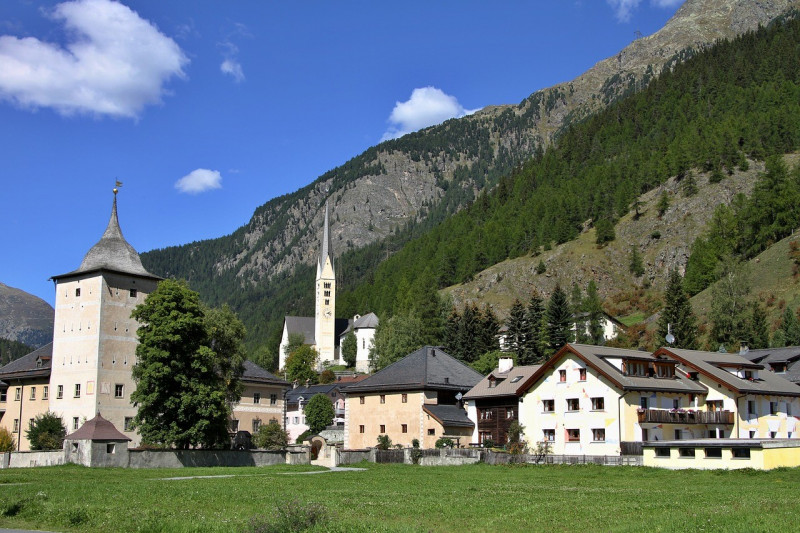 Отель за 12 691 853 евро в регионе Граубюнден, Швейцария