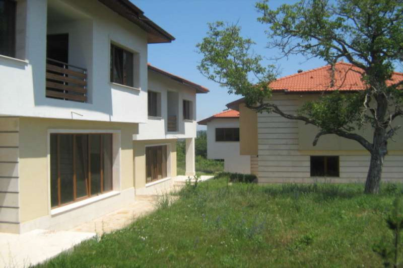 Cottage / House in Bulgaria, in Priselci