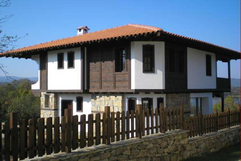 Cottage / House in Bulgaria, in Elena