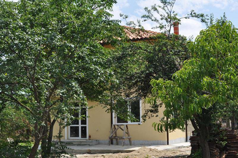 Cottage / House in Bulgaria, in Dyulevo