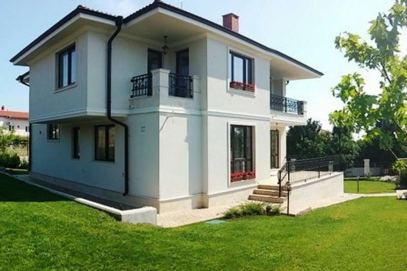 Дом в Болгарии, в Черноморце