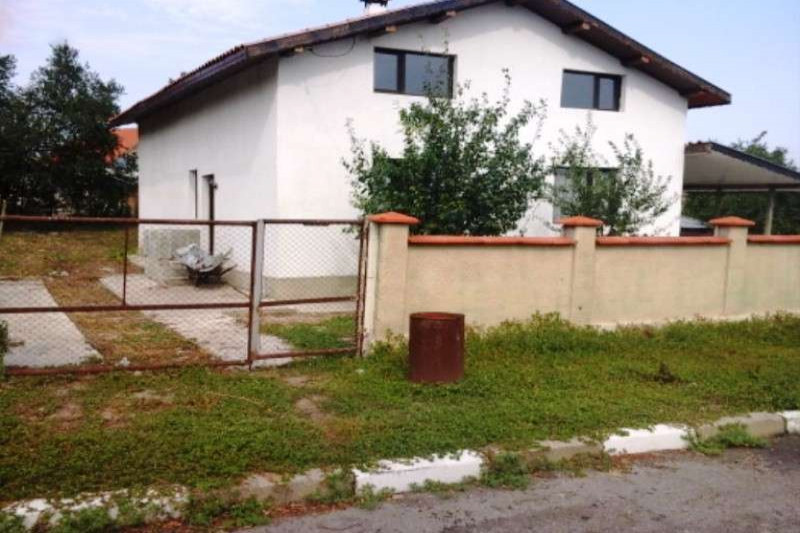 Cottage / House in Bulgaria, in Senokos