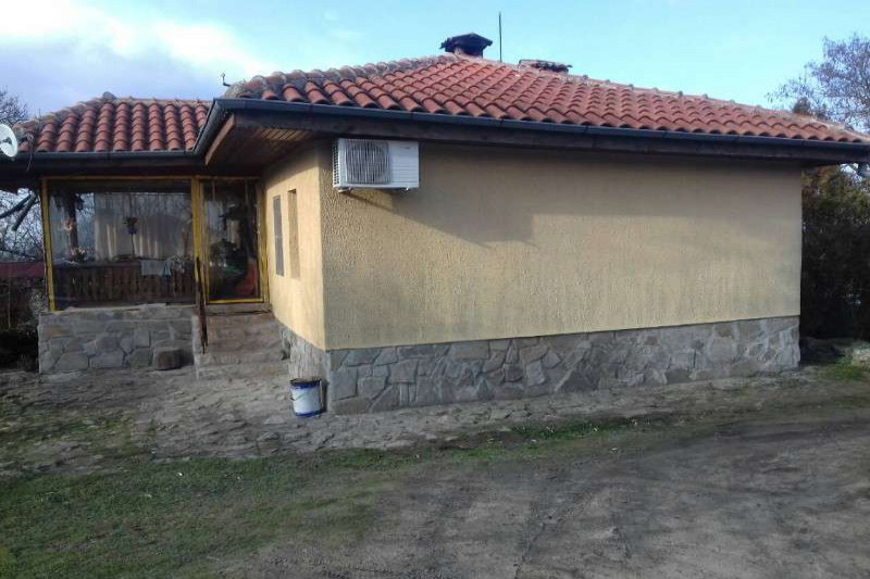 Дом в Болгарии, в Аврене