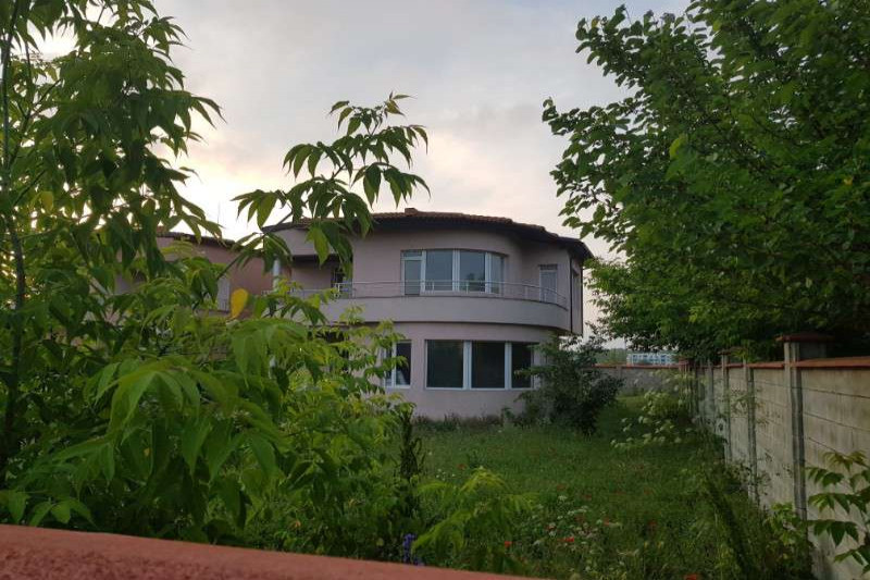 Дом в Болгарии, в Тополе