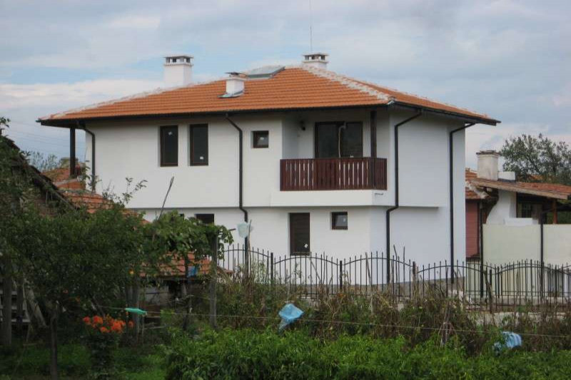 Дом в Болгарии, в Велике