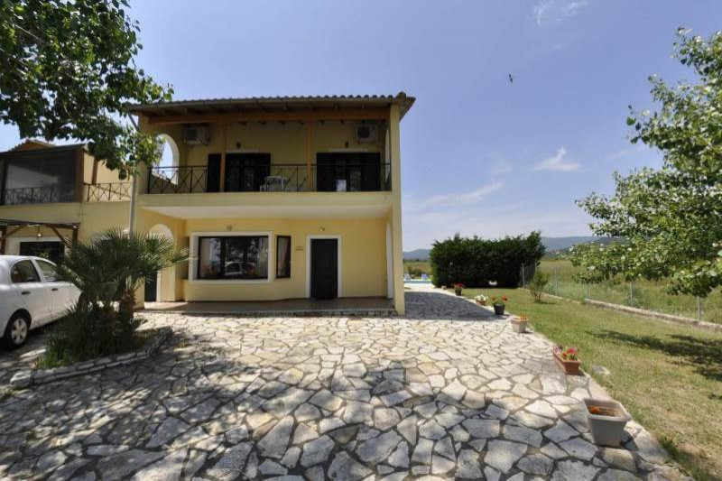Villa in Greece, in Giannades