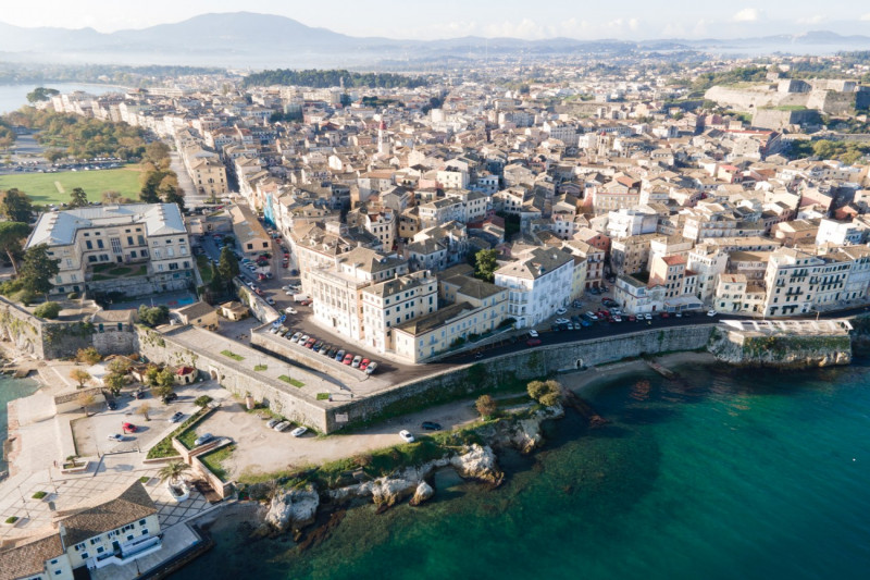 Коммерческая недвижимость за 230 000 евро в городе Корфу, Греция