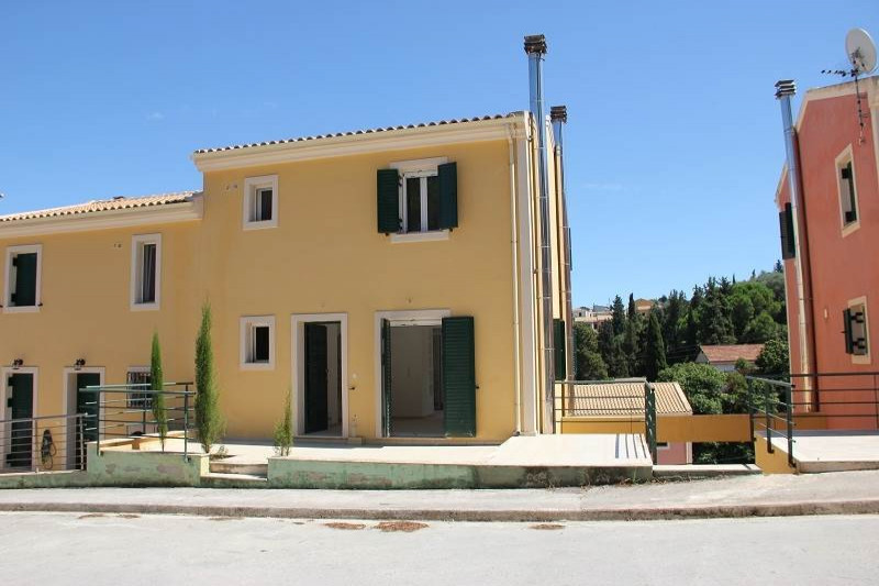 Apartment in Greece, in Kompitsi