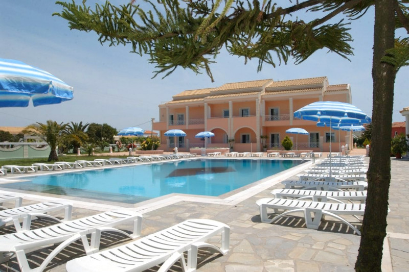 Отель в Греции, на Корфу