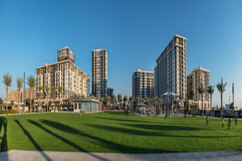 Apartment in United Arab Emirates, in Town Square