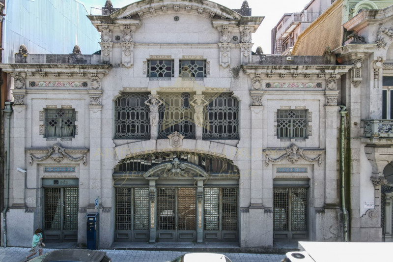 Готовый бизнес в Португалии, в Порту