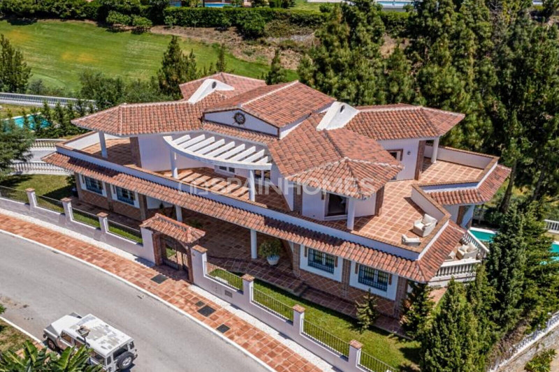 Villa in Spain, in Mijas Costa