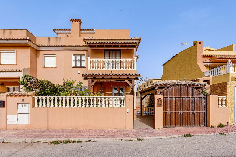 Cottage / House in Spain, in Torrevieja