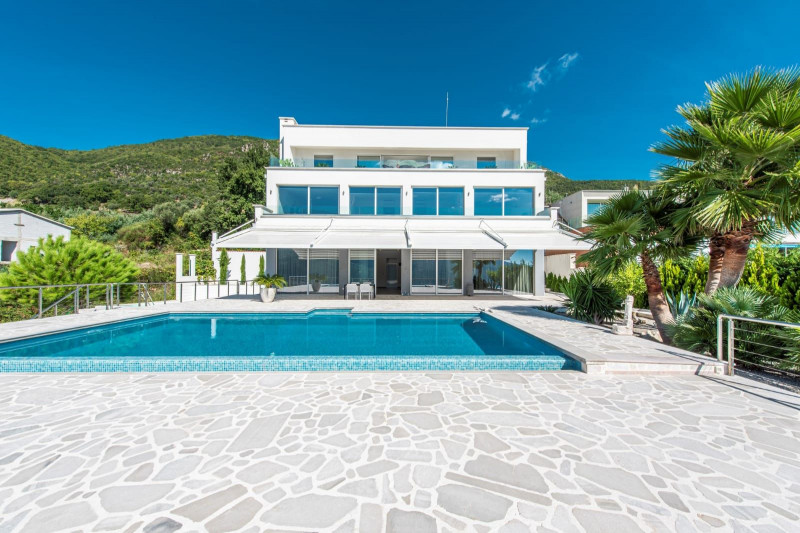Villa in Montenegro, in Djenovici