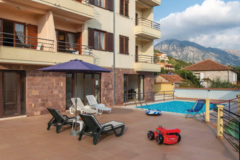 Апартаменты в Черногории, в Каменари