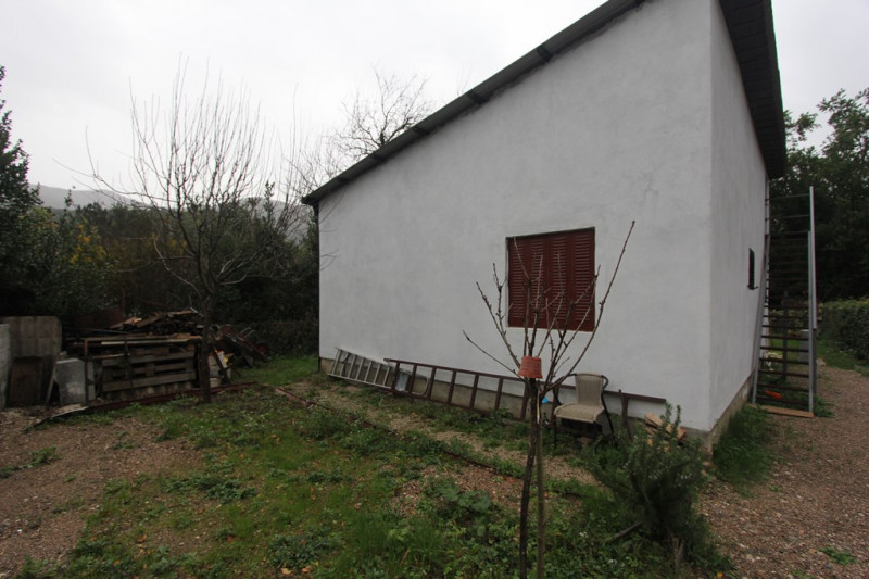 Дом в Черногории, в Зеленике