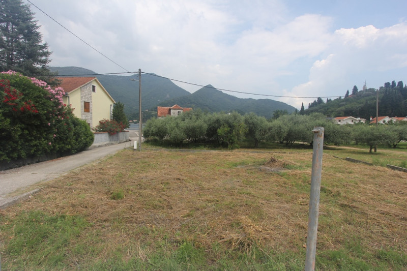 Plot in Montenegro, in Kamenari