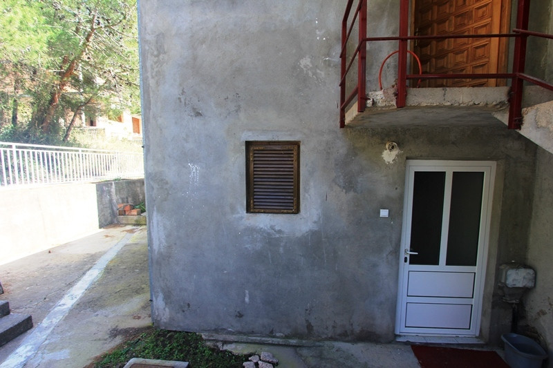 Cottage / House in Montenegro, in Šušanj