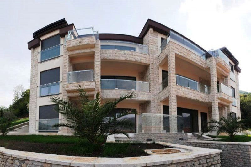 Апартаменты в Черногории, в Костанице