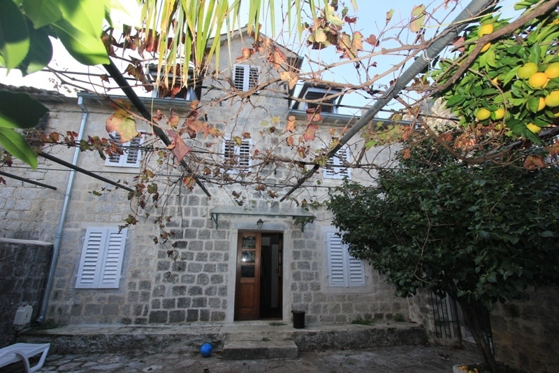 Cottage / House in Montenegro, in Dobrota